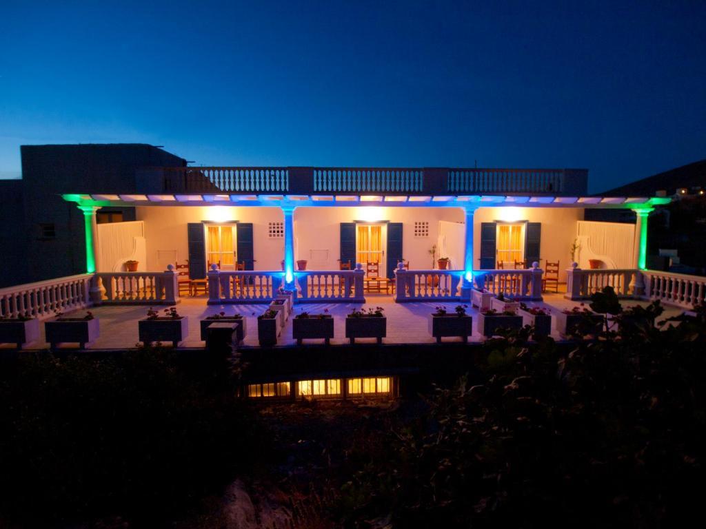 Parthenon Hotel Chora  Bilik gambar