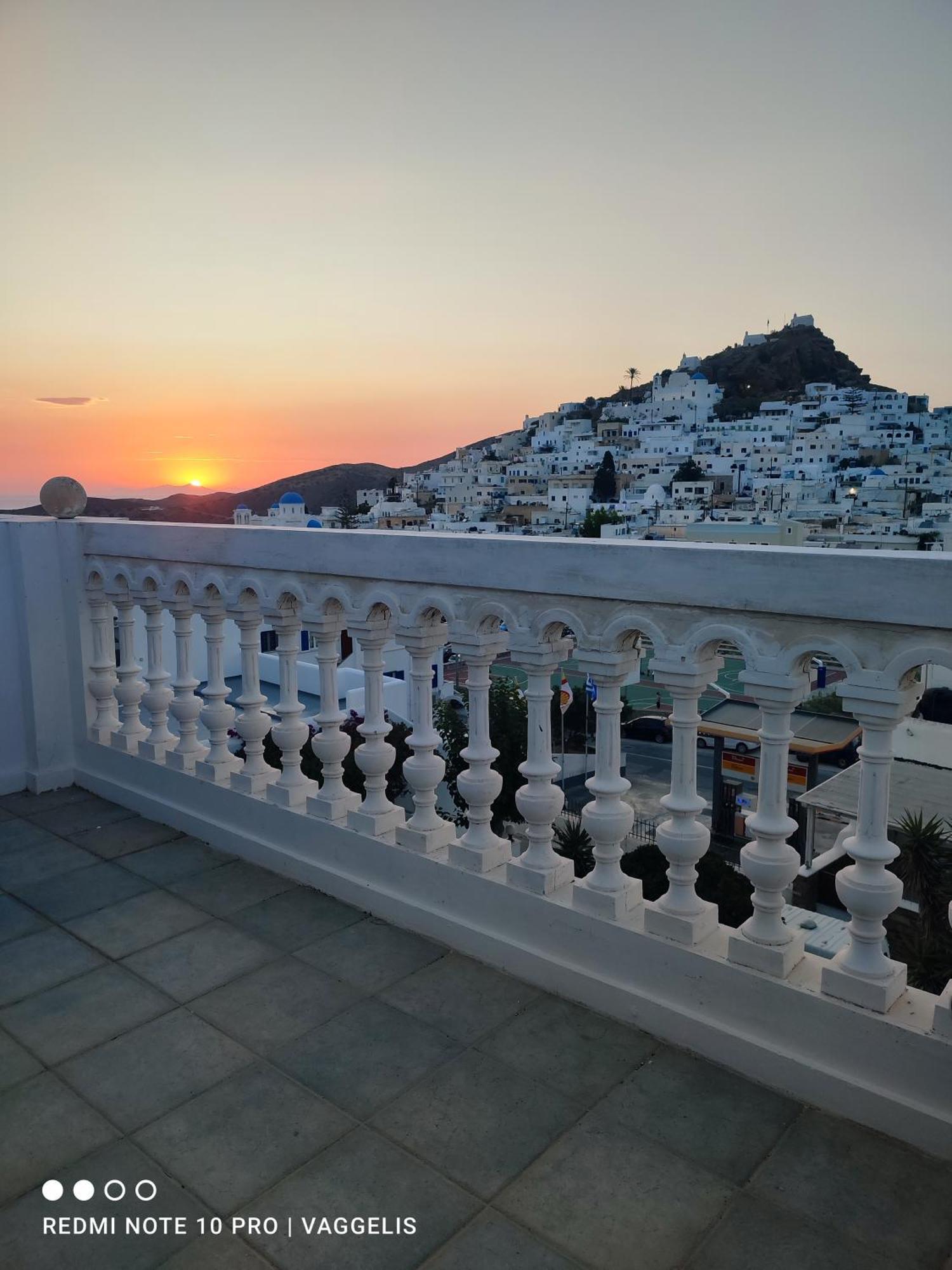 Parthenon Hotel Chora  Luaran gambar