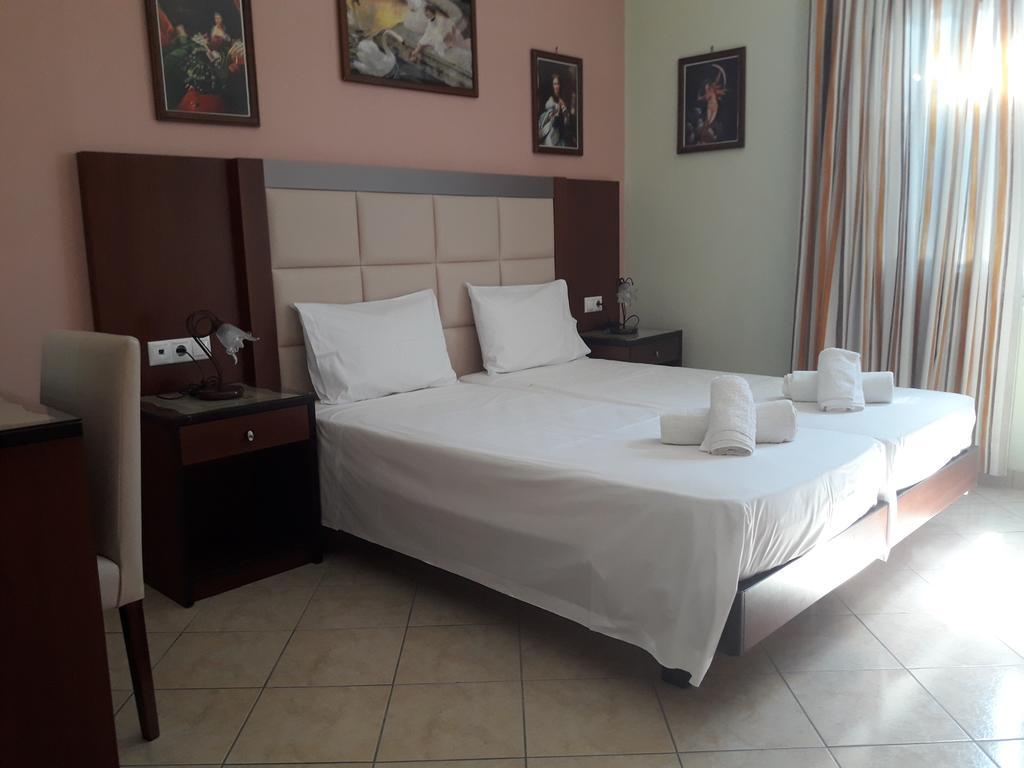 Parthenon Hotel Chora  Luaran gambar