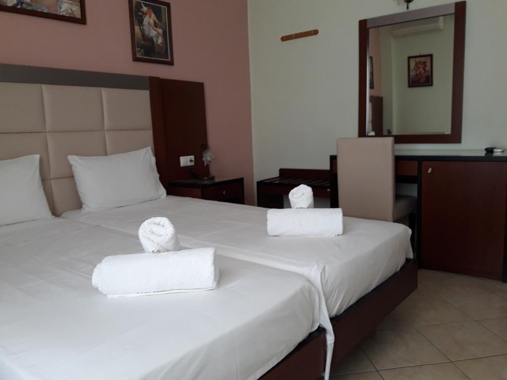 Parthenon Hotel Chora  Luaran gambar