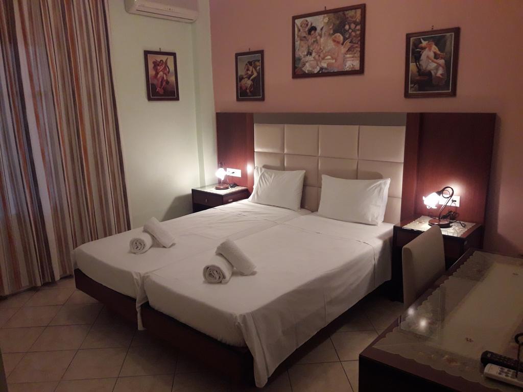 Parthenon Hotel Chora  Luaran gambar