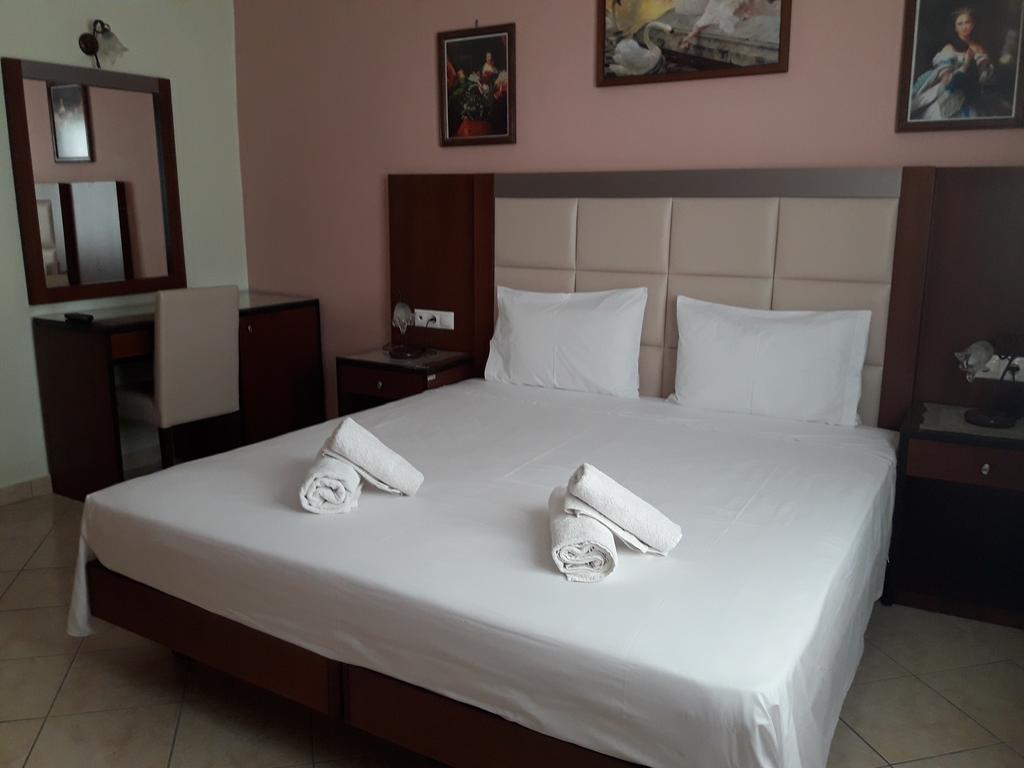 Parthenon Hotel Chora  Luaran gambar