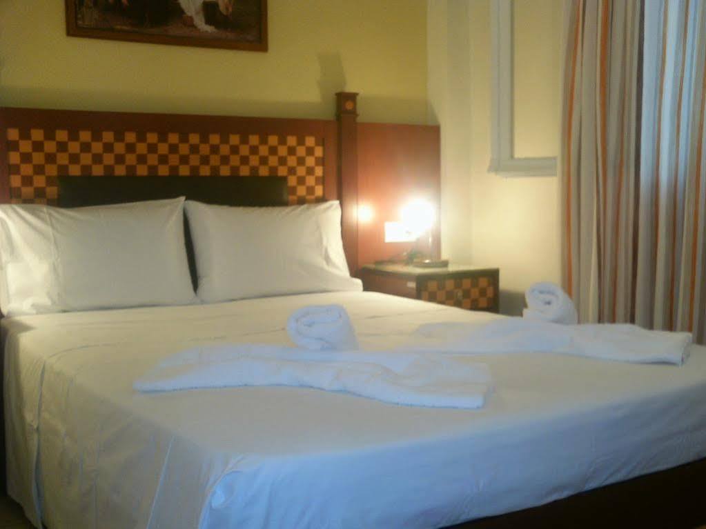 Parthenon Hotel Chora  Luaran gambar