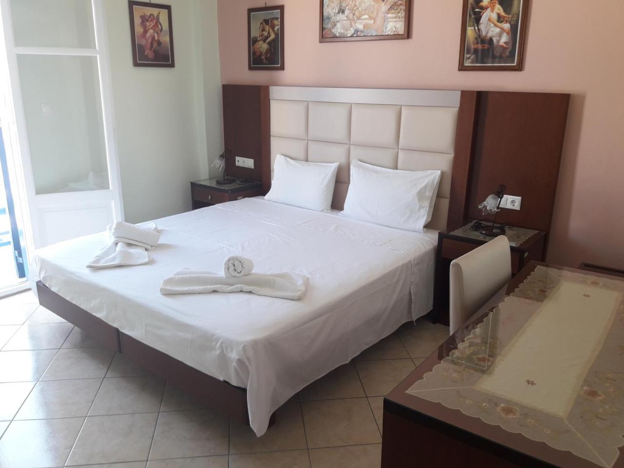 Parthenon Hotel Chora  Luaran gambar